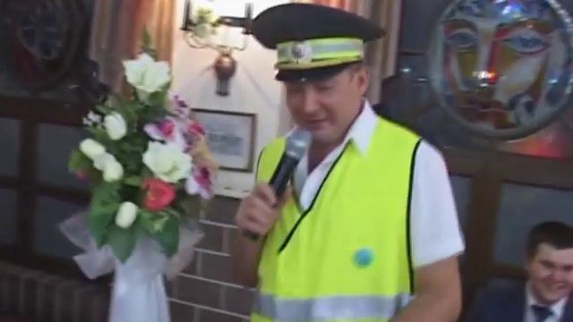 Денис Липень ведущий на свадьбе смотреть онлайн