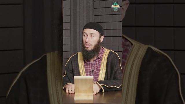 Можно ли наращивать ресницы? Смотрите больше  полезного видео по ссылке в комментариях смотреть онлайн