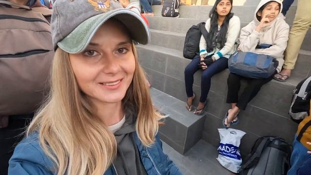 На байке по Шри-Ланке ч.4 Встречаем Новый год на Пике Адама. Кошмар на вершине. Людские пробки. смотреть онлайн