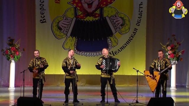 "МУЖСКИЕ ПРИПЕВКИ" поёт ансамбль "Раздолье" город Белгород в гостях у "Митрофановны" на нашем фестив смотреть онлайн