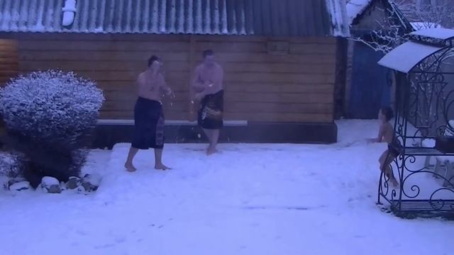 Есть еще богатыри на земле русской! смотреть онлайн