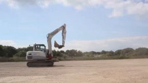 Экскаватор-погрузчик против мини-экскаватора. Что эффективнее?