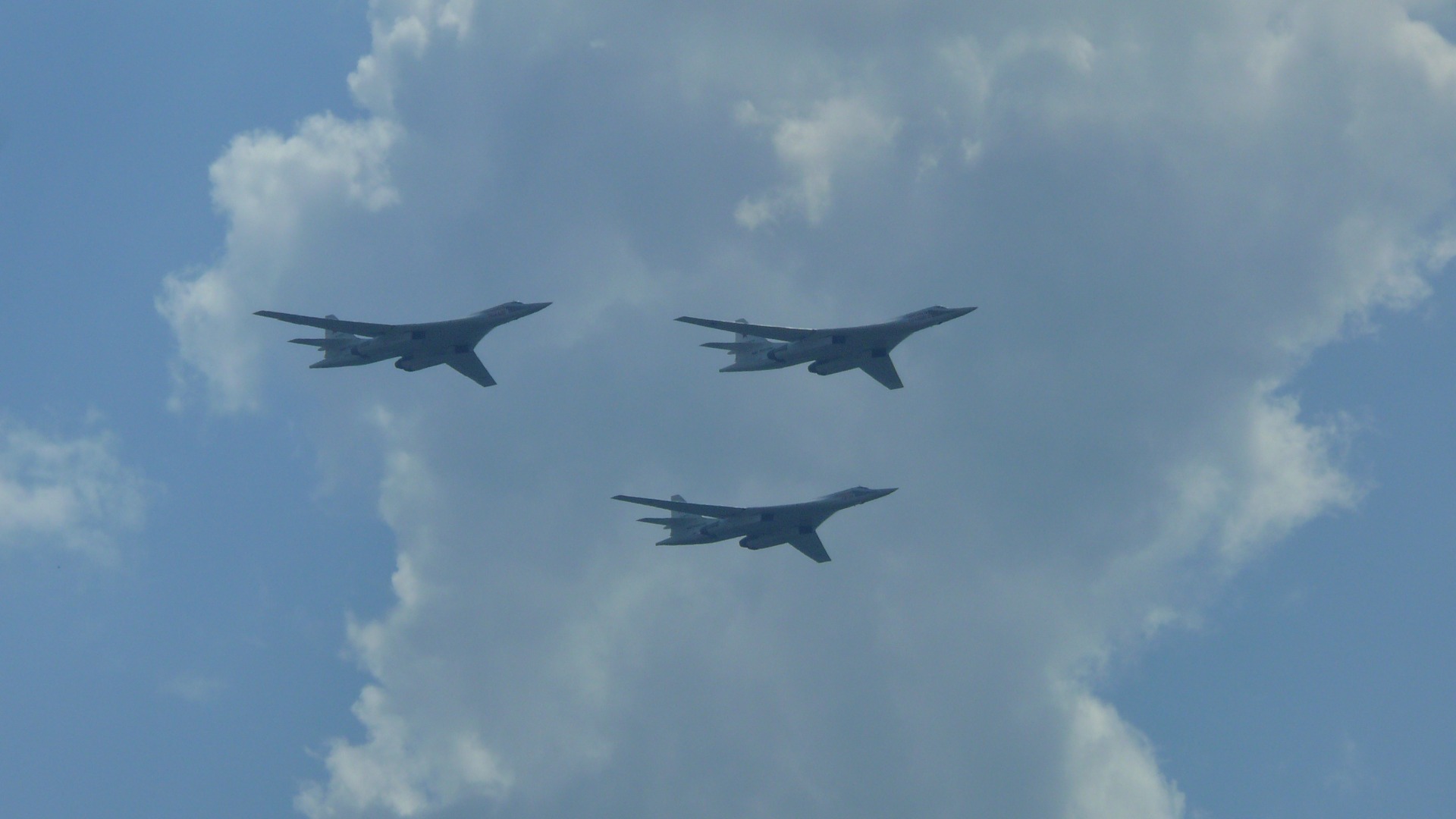 Авиашоу, посвящённое 100 летию ВВС России. 2012 год. смотреть онлайн