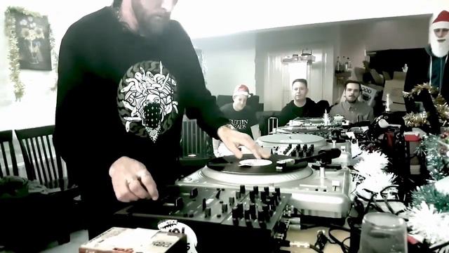 Manipulate @ Super Scratch Sunday 34 - 11/12/2016 смотреть онлайн