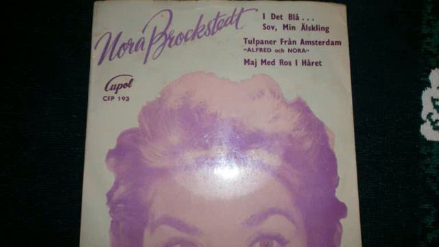 Maj med ros i håret - Nora Brockstedt смотреть онлайн