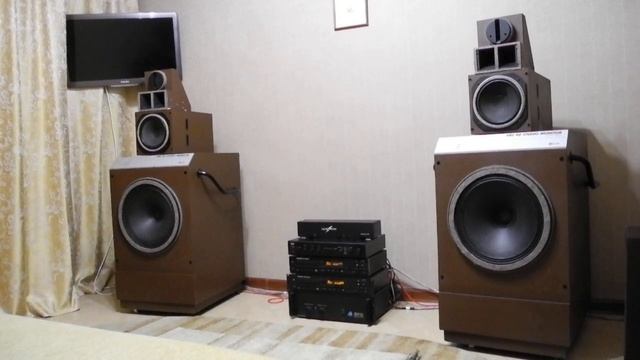 Beag hec 90 Studio monitor смотреть онлайн