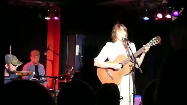 Laura Gibson - Funeral Song (live, April 13., 2010) смотреть онлайн