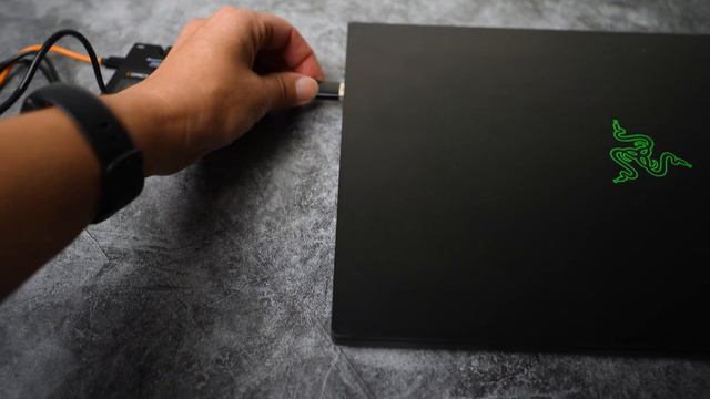 NEVER LOSE YOUR SOUND with Comica BOOMX-D PRO | The double security смотреть онлайн