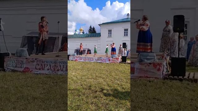 У Спасо-Яковлевского монастыря солист Степан смотреть онлайн