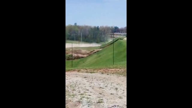 В штате Мичиган наводнение из-за прорыва плотины. смотреть онлайн