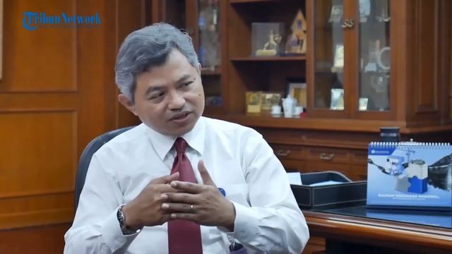 Ekonomi Jatim Tumbuh di Atas 5 Persen, Pilpres 2024 Bisa Bawa Berkah [WAWANCARA EKSKLUSIF] смотреть онлайн