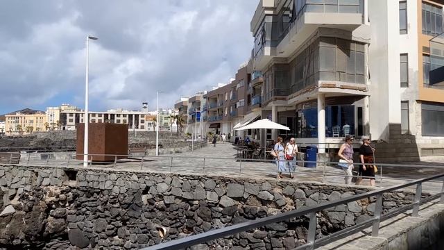 А ЗДЕСЬ КРАСИВО И ОЧЕНЬ ОПАСНО... смотреть онлайн