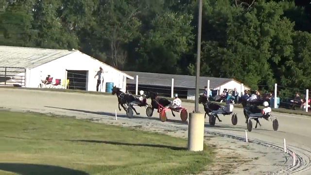 Nappanee Raceway 7-9-22 Hard Line Drive wins in 1:08.4 смотреть онлайн