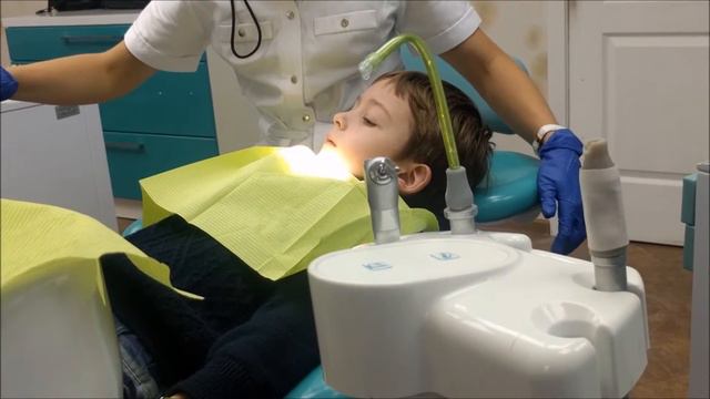 Лечим зубки. Поход к зубному. We treat the teeth. Going to the dentist смотреть онлайн