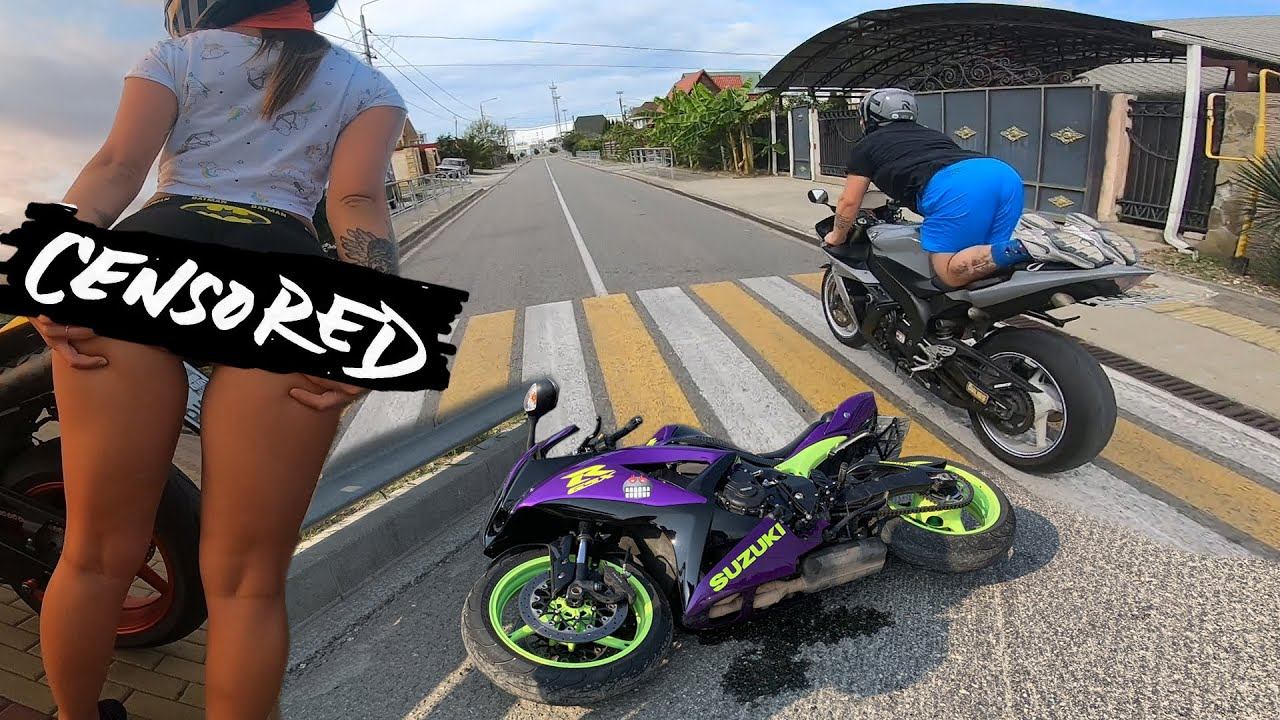 РАЗБИЛ МОТОЦИКЛ! ТВЕРК НА СПОРТБАЙКЕ! Серпантин 300км/ч . СОЧИФОРНИЯ #3 смотреть онлайн