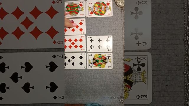 ЧТО КРЕСТОВОМУ КОРОЛЮ ЧЕРЕЗ ЧЕРВОВУЮ ДАМУ?ВСЕ МЫСЛИ О ВАС. смотреть онлайн