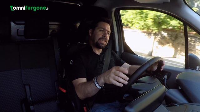 Ford Transit Connect 1.5 TDCI 120 CV | Perché comprarlo... e perché no смотреть онлайн