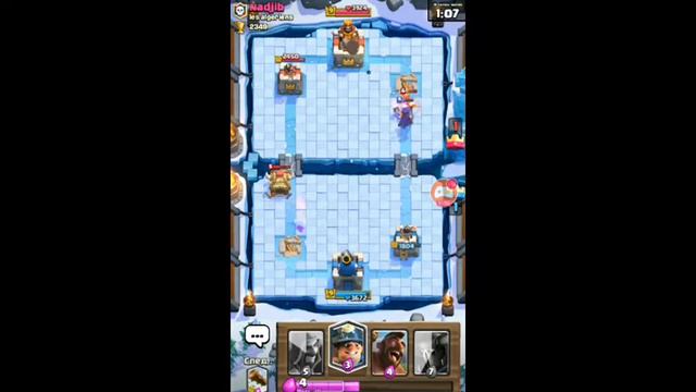 ВЫБИЛ ОГРОМНЫЙ СУНДУК В CLASH ROYALE! смотреть онлайн