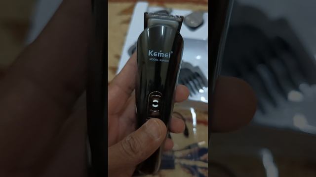 Trimer Machine Kemei KM 600 11 In 1 Super Grooming Kit Working Time 2 Hr