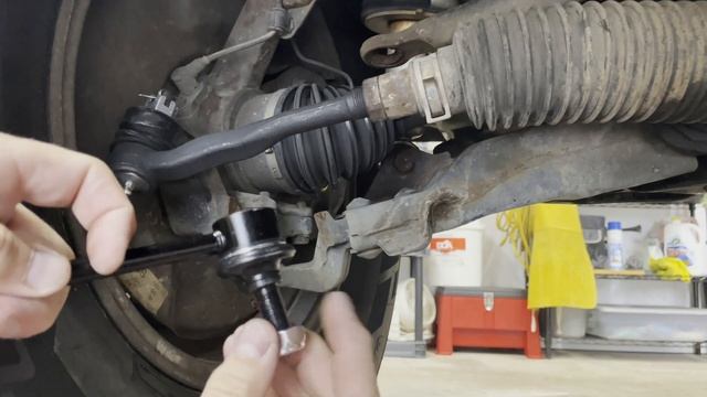 3rd Gen Toyota 4Runner Sway Bar Link Replacement