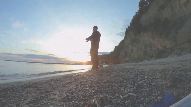 Рокфишинг в Абхазии. Вечерняя рыбалка в Лдзаа. Монашеское ущелье смотреть онлайн