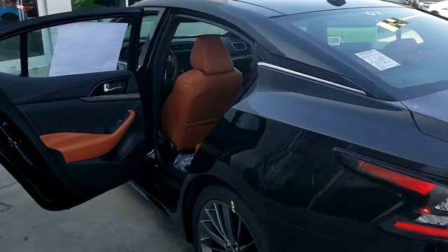 2019 Nissan Maxima смотреть онлайн