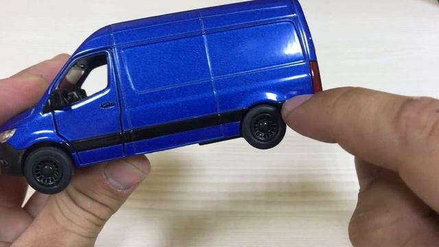 Mercedes Sprinter CDI новый кузов новые возможности смотреть онлайн