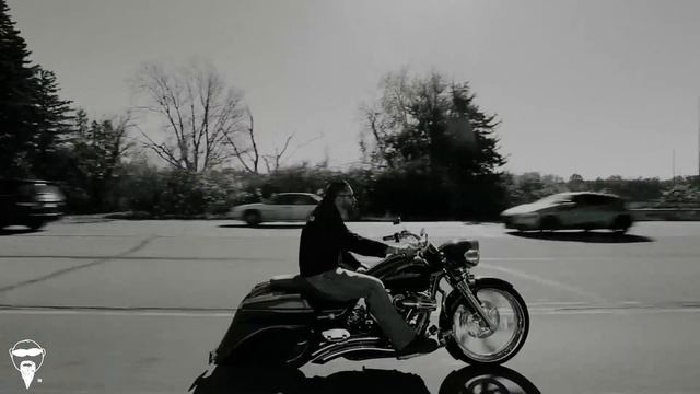 Bad Dad Presents: On the Road - Featuring Matt's CVO Road King смотреть онлайн