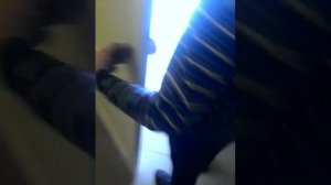 Заходим в женский туалет