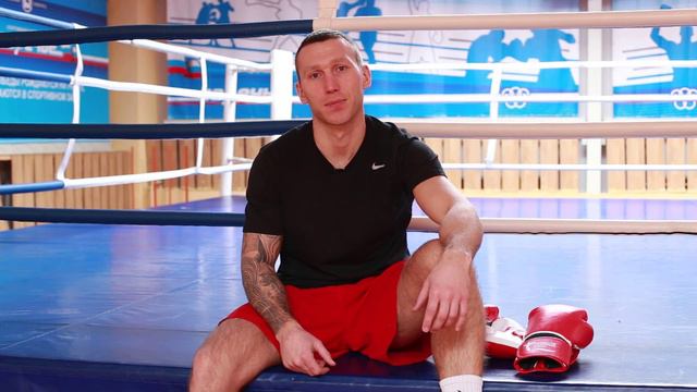 Интервью с боксером, чемпионом мира! смотреть онлайн