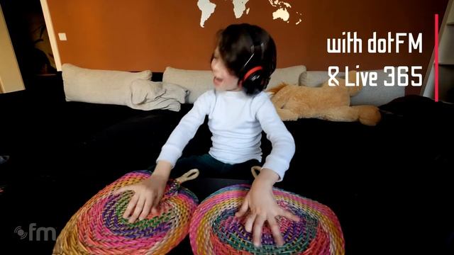 Start an Online Radio Station ?? смотреть онлайн