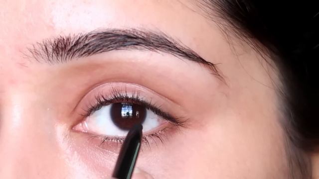 काजल कैसे लगाएं ? - How to Apply Long Lasting & Smudgeproof Kajal for Beginners - 7 different looks смотреть онлайн