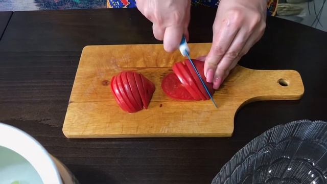 ГАСПАЧО С ЧЕСНОЧНЫМИ СУХАРИКАМИ. Классический рецепт! смотреть онлайн