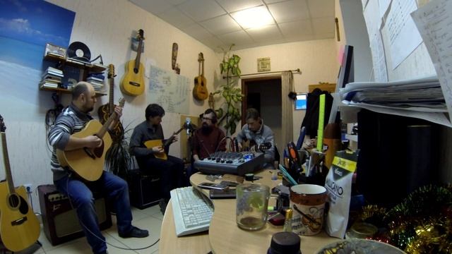 да в саду дерево цветёт