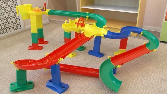 4 июня детский сад в ЖК "Новая Заря" посетил губернатор Белгородской области Евгений Савченко. смотреть онлайн