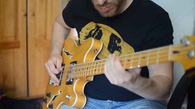 FENDER STARCASTER BASS SOUNDTEST смотреть онлайн