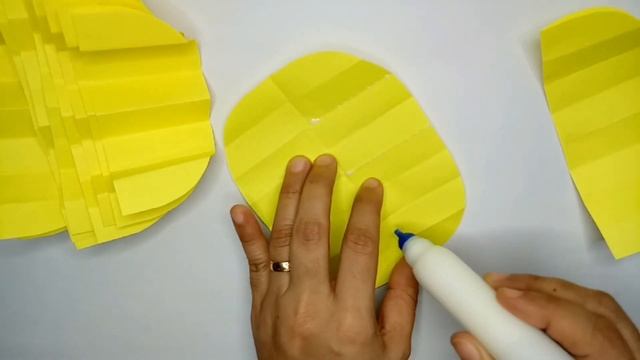 HOW TO MAKE PAPER PINEAPPLE CRAFTS AT HOME смотреть онлайн