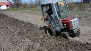 КМЗ 012. Весенняя пахота.