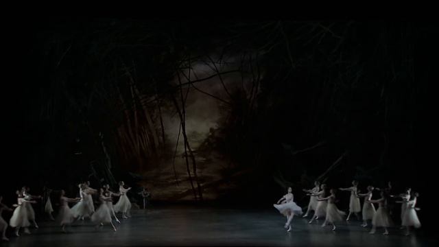 Giselle –  Dance Of The Willis (The Royal Ballet)
