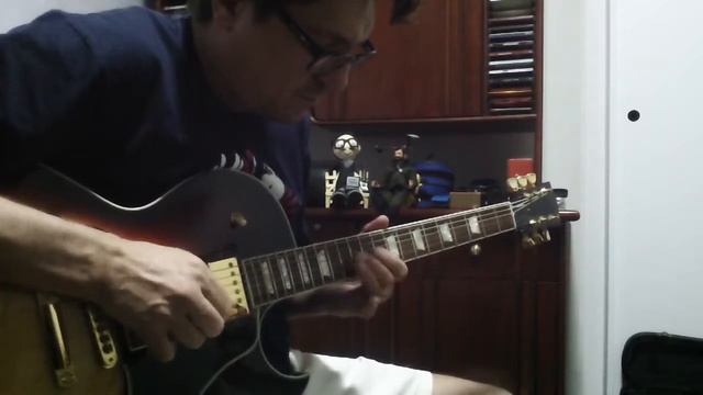 Keep Trying - Gibson ES 137 смотреть онлайн