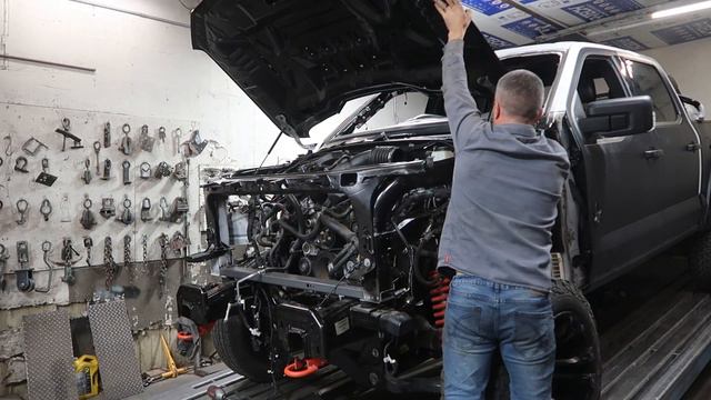 FORD F150 BLACK WIDOW смотреть онлайн