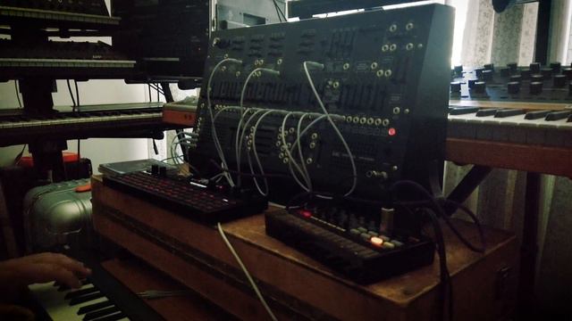 Enjoy the Silence - Bass Sound, Korg ARP 2600M - Volca Beats - SQ64 смотреть онлайн