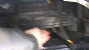 Шевроле Каптива. Замена салонного фильтра за 5 мин.
