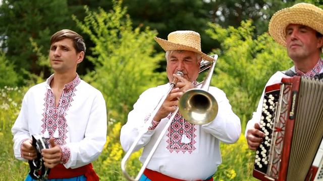 ОЙ У ЛУЗІ ЧЕРВОНА КАЛИНА #пісеннийчеллендж смотреть онлайн