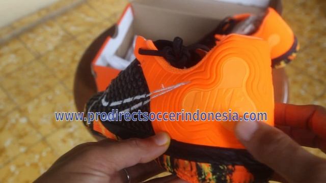 Nike React Gato BLack White Total Orange CT0550 018 | Sepatu Futsal Original смотреть онлайн