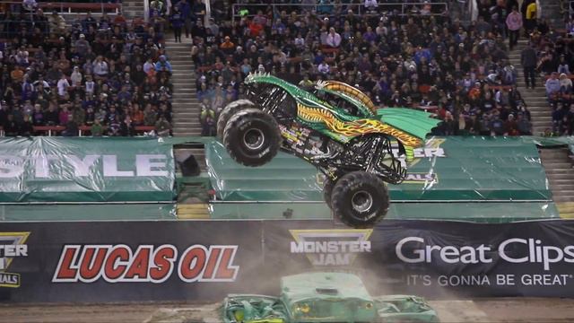 Dragon | Jon Zimmer - Monster Jam World Finals 19 XIX (2018) Highlights смотреть онлайн