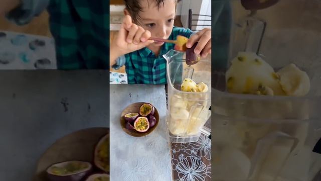 Смузи из маракуйи смотреть онлайн