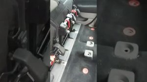 Снятие задних сидений с Reno  Scenik Grand 2 2005 года.