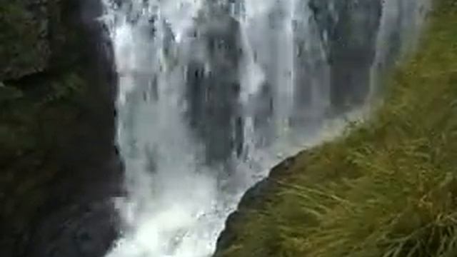 The River Severn-Waterfalls & Gorges смотреть онлайн