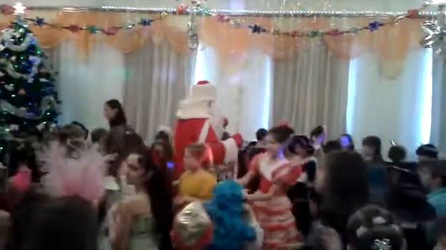 Video г. Тавда Елка Дом школьников 20.12.15г. 5 смотреть онлайн